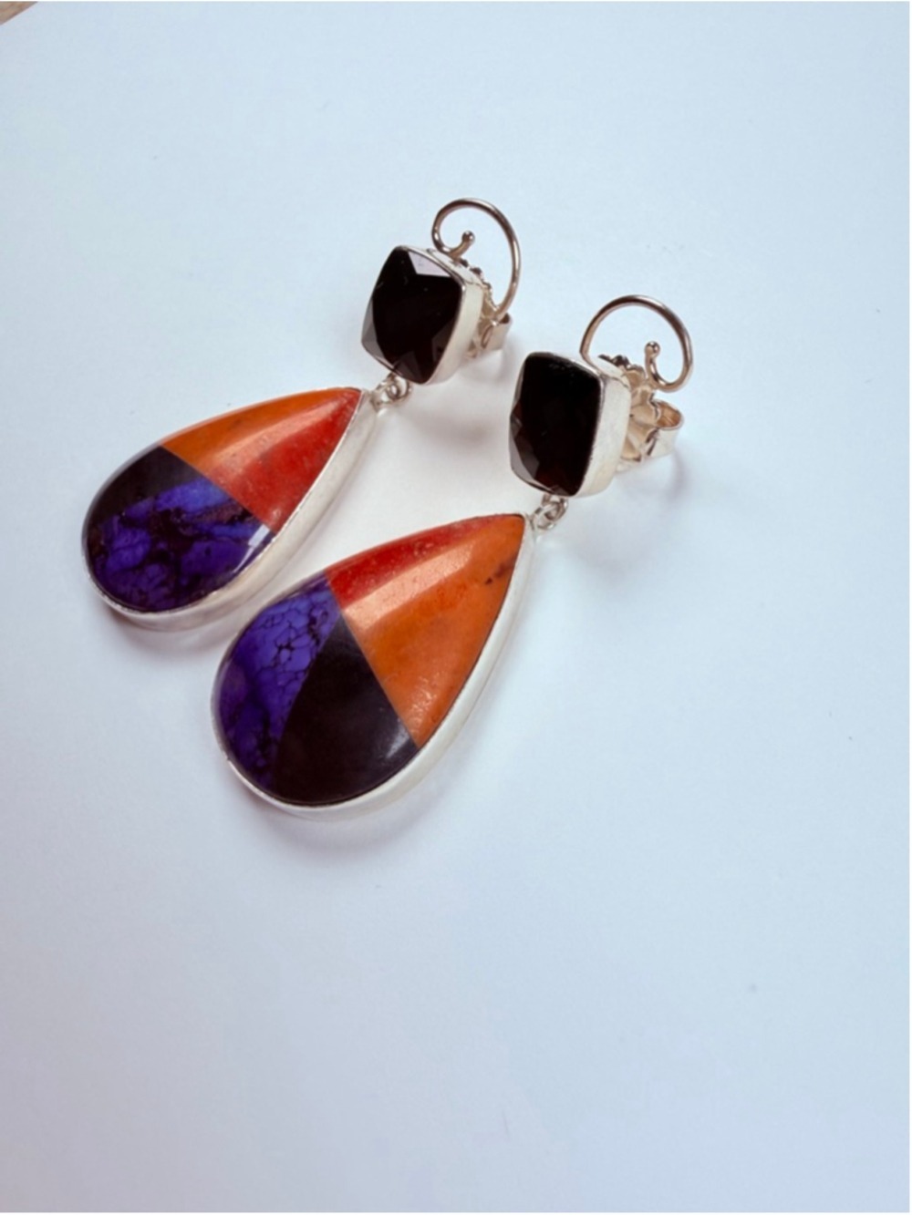 Southwestern Artisan Spiny Oyster Coral Onyx Sterling Silver Inlay VTG Earrings - Picture 3 of 10